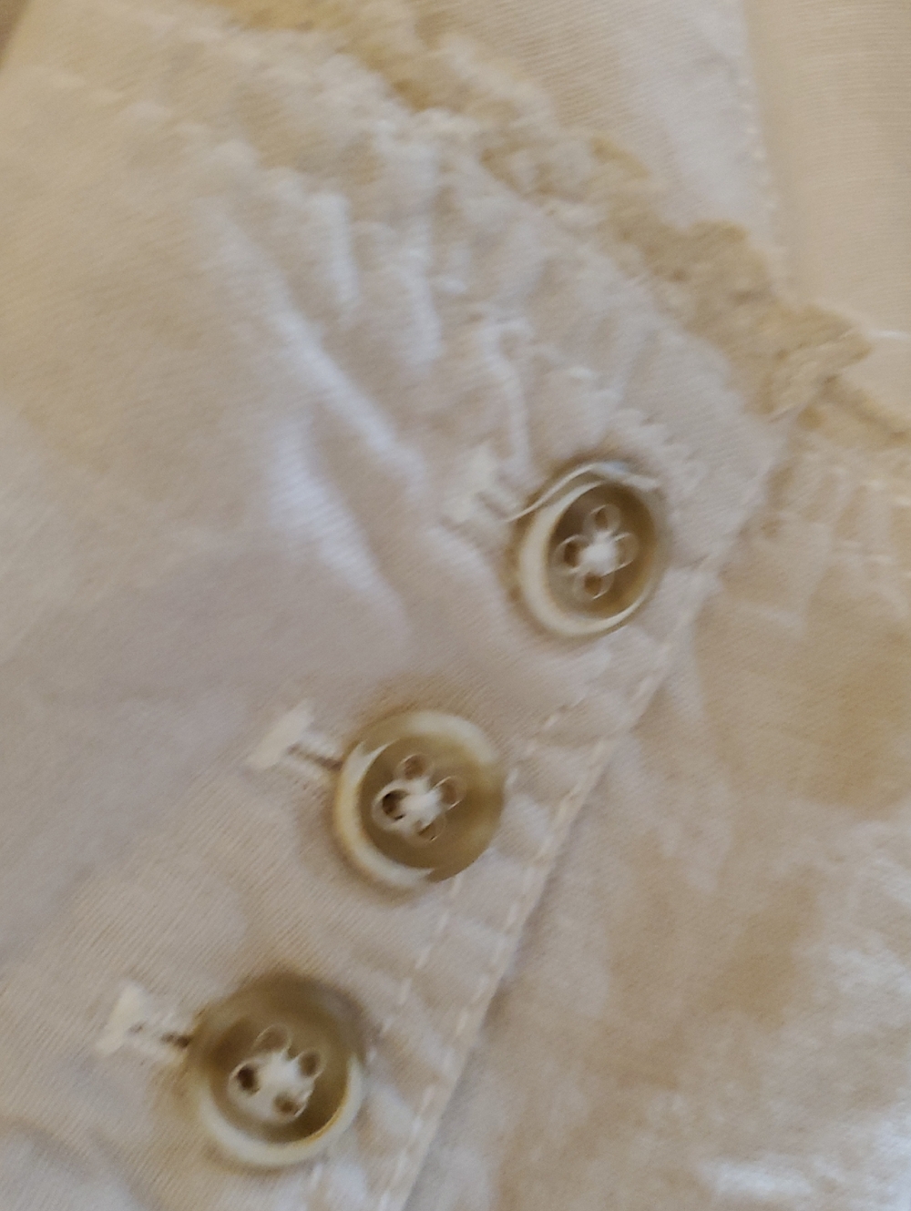 Women’s Cream Ruffled Back Button Top - Picture 3 of 7